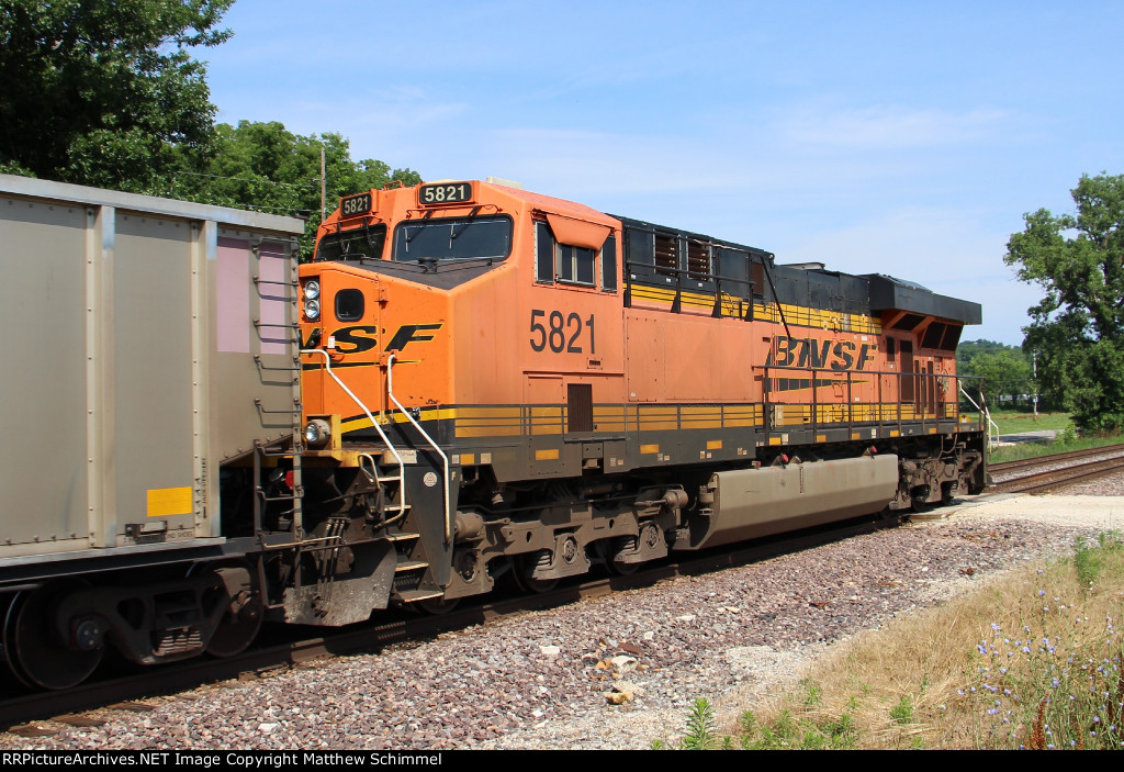 BNSF 5821 - DPU